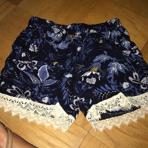 Flowy shorts
